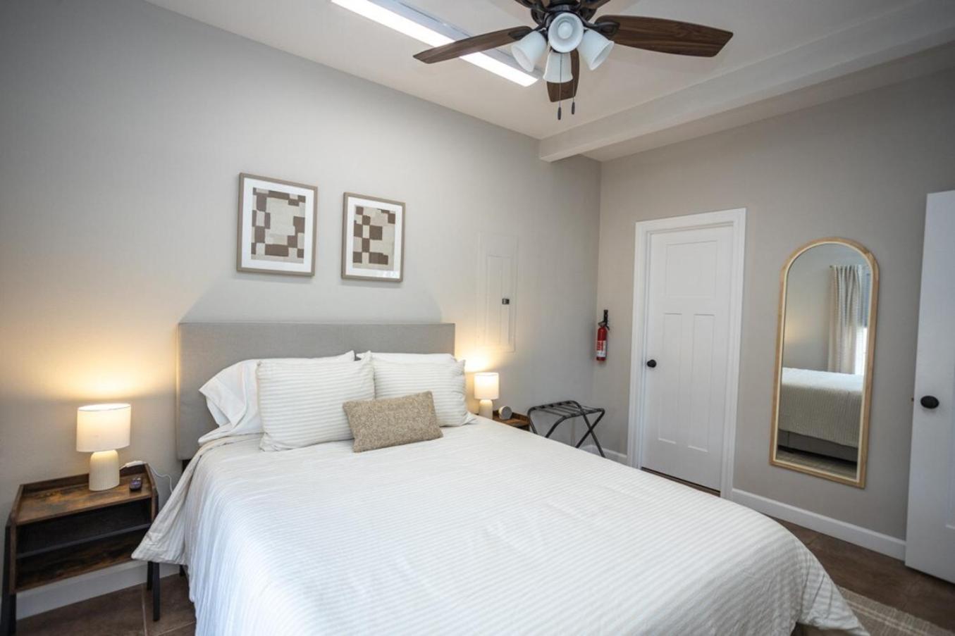Tiny Home With Hot Tub Near Ft Leonard Wood! Waynesville Exterior foto