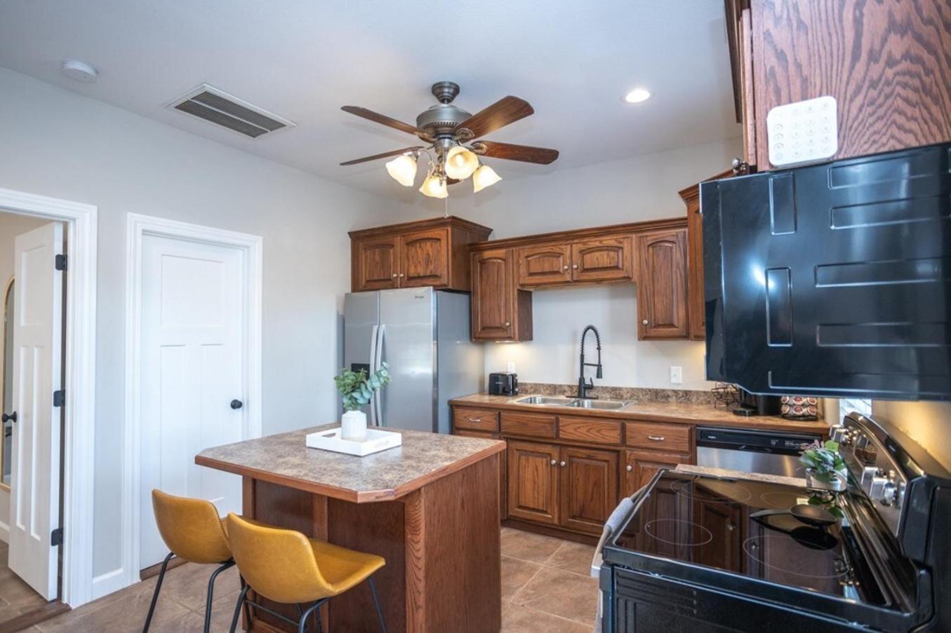 Tiny Home With Hot Tub Near Ft Leonard Wood! Waynesville Exterior foto