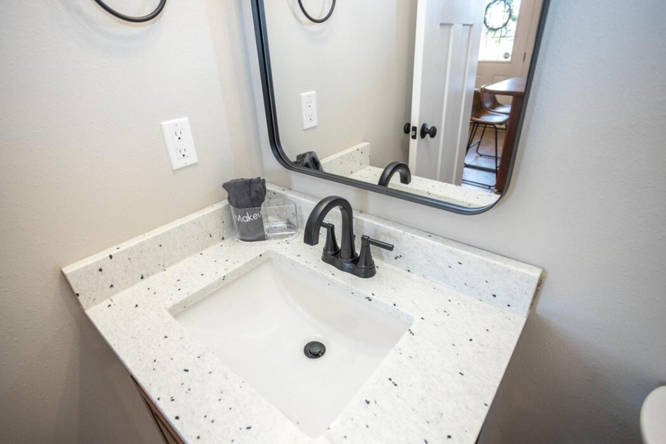 Tiny Home With Hot Tub Near Ft Leonard Wood! Waynesville Exterior foto